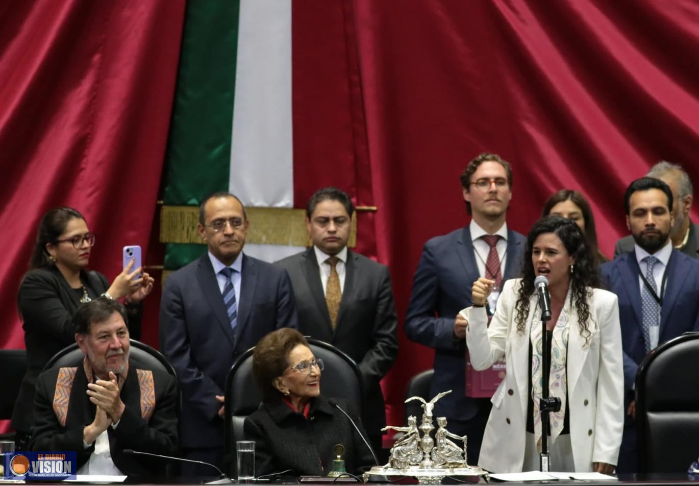 La Diputada Ifigenia Martínez   aperturó el primer periodo de sesiones de la LXVI Legislatura