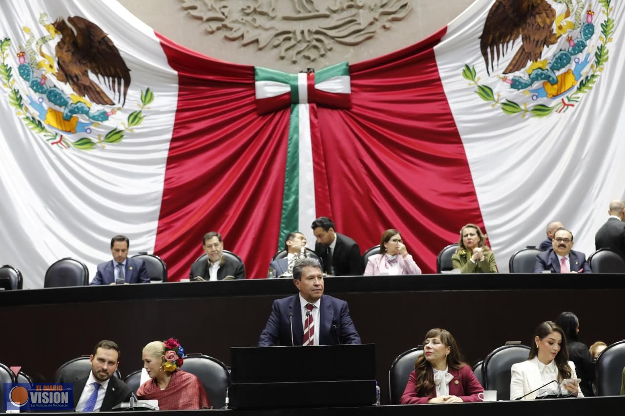 Impulsa Ricardo Monreal iniciativa sobre derecho al descanso de trabajadoras en jornada laboral