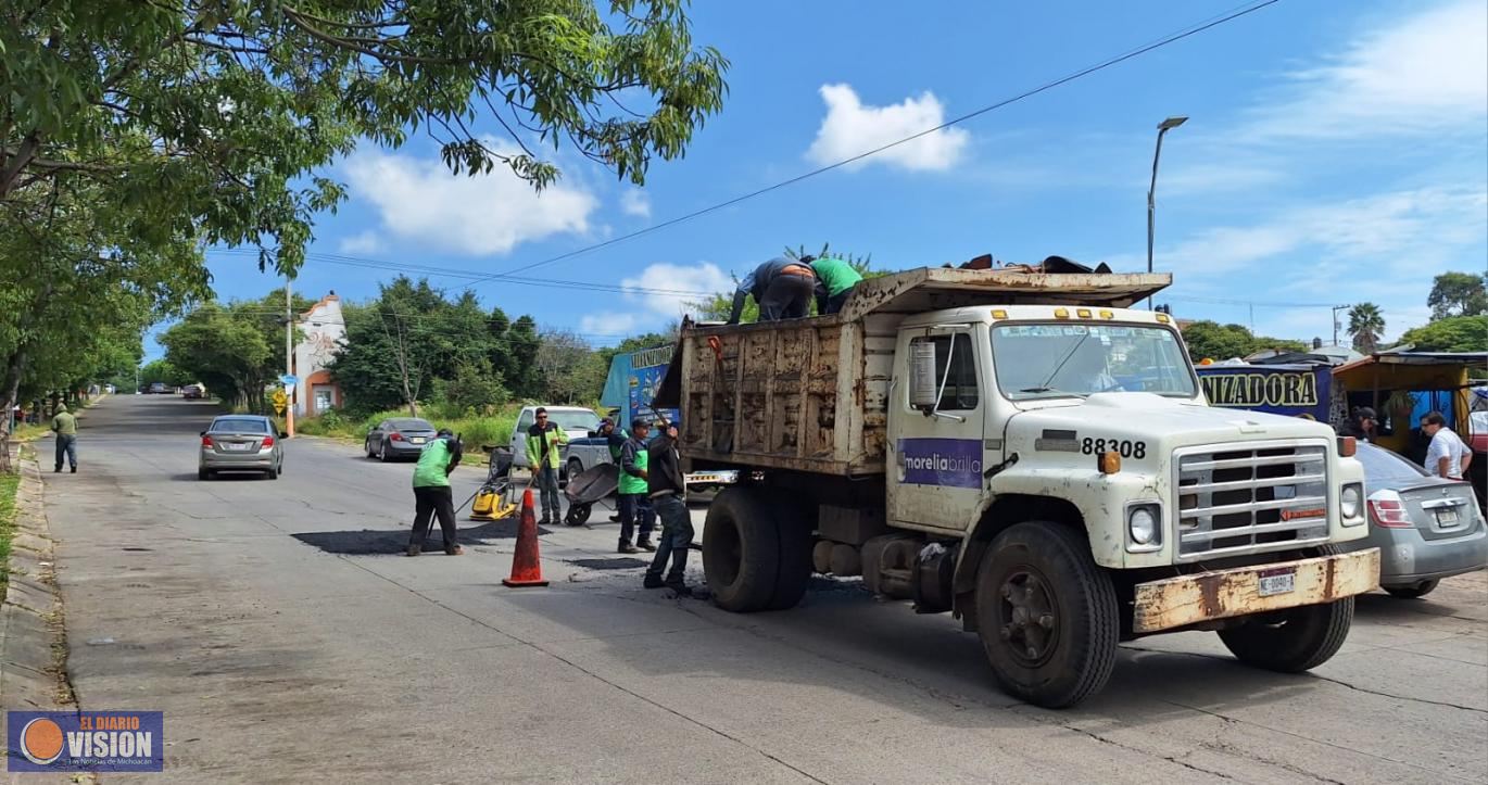 Gobierno de Morelia lleva jornada integral de limpieza y servicios a Villas de la Loma