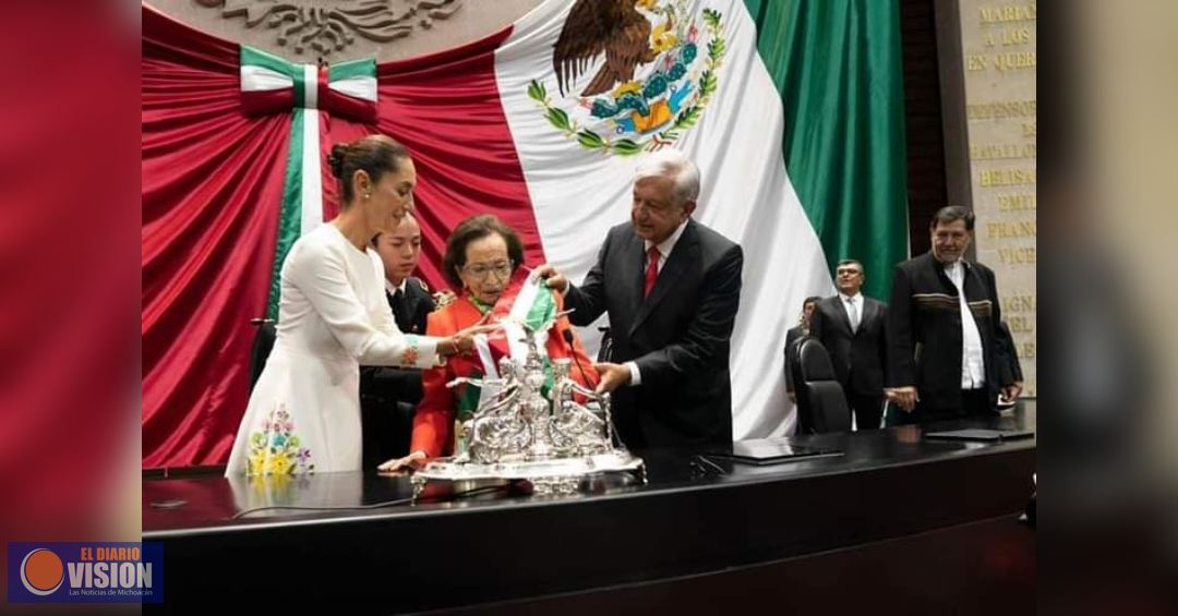 Ifigenia Martinez, Trayectoria de la mujer, que entregó la banda presidencial a Claudia Sheinbaum