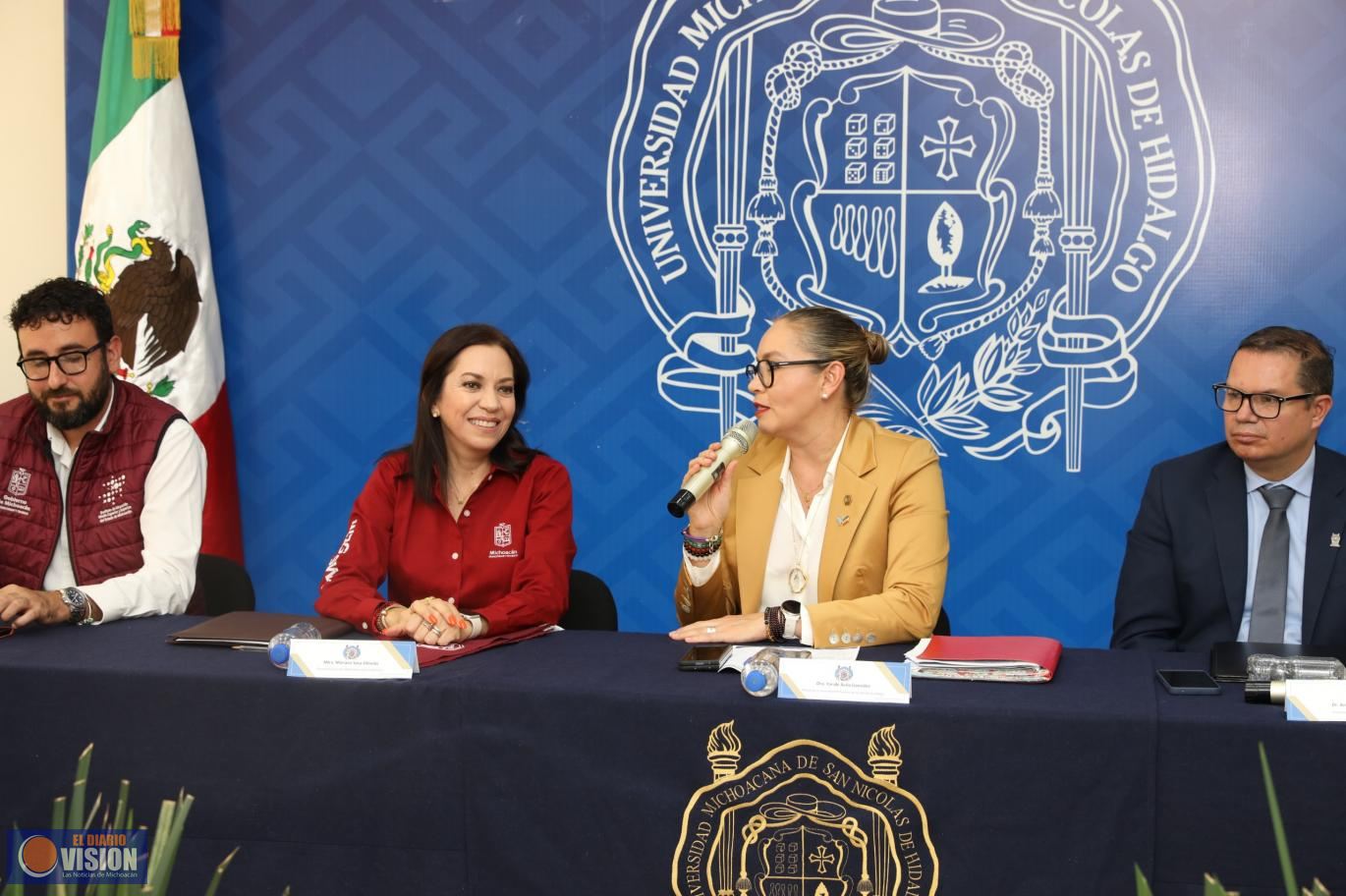 La proyección de estudiantes nicolaitas a nivel nacional e internacional enaltece a la UMSNH: Yarabí