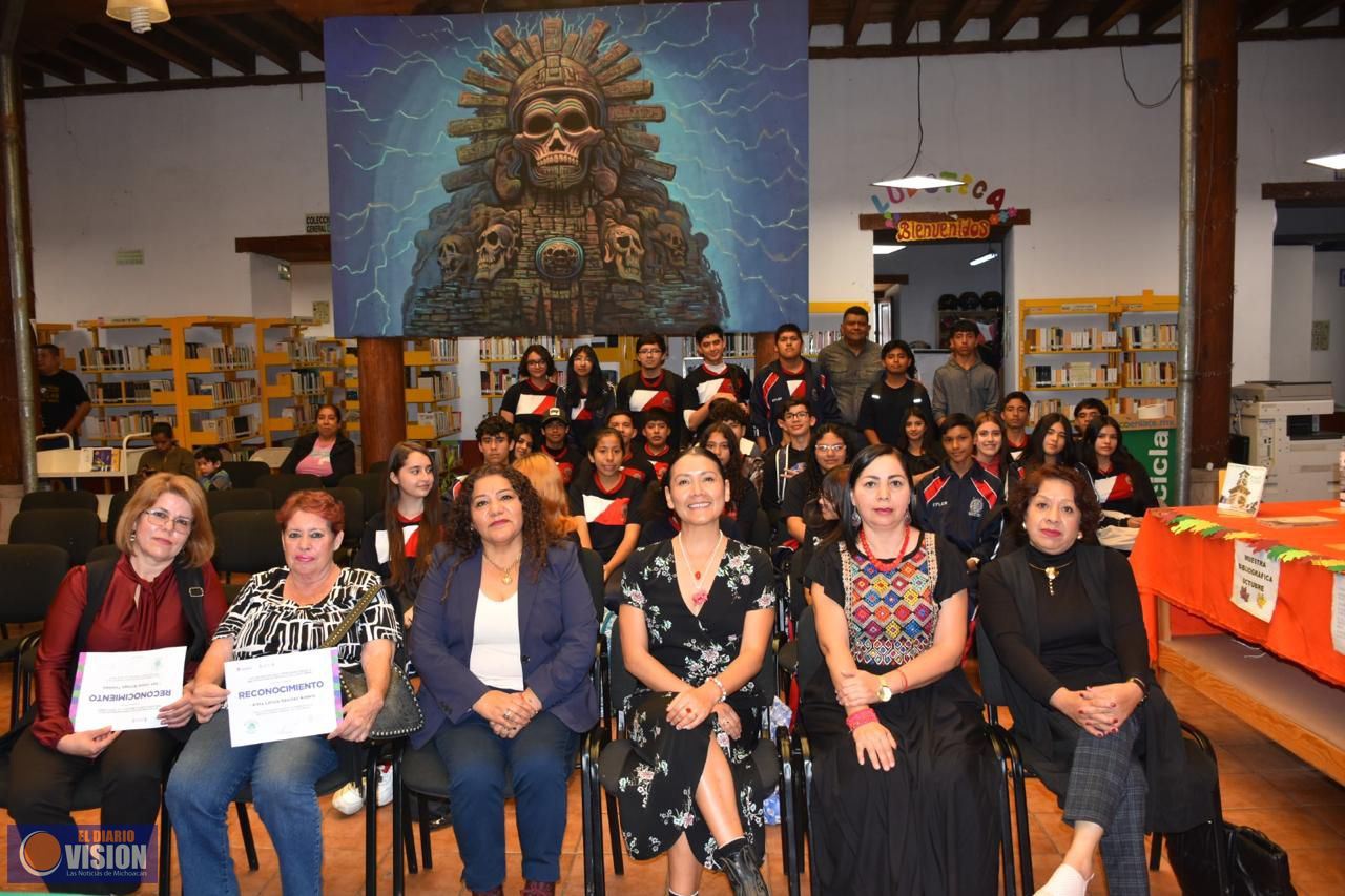 Celebra SEE 25 aniversario de la Biblioteca Justo Sierra, en Uruapan