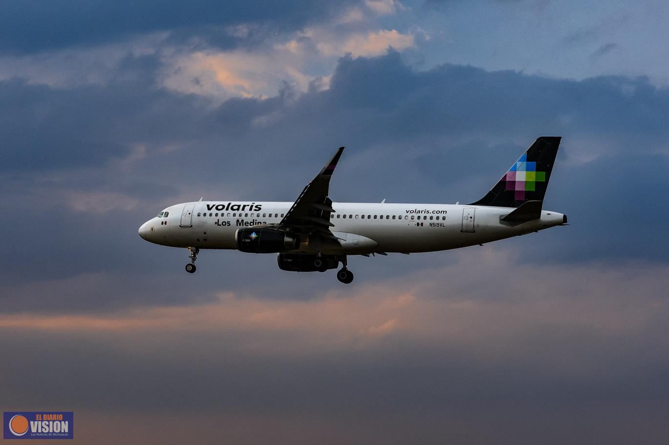 Celebra Alfonso Martínez nuevo vuelo de Morelia a Monterrey