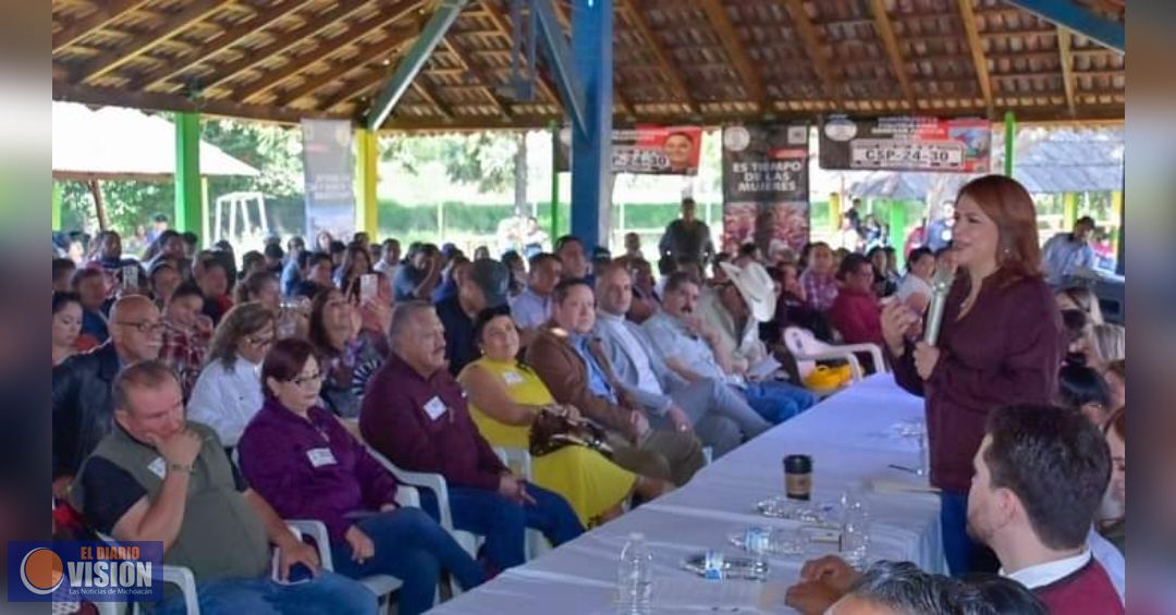 Participa Fabiola Alanís en instalación del Movimiento Progresista Michoacano