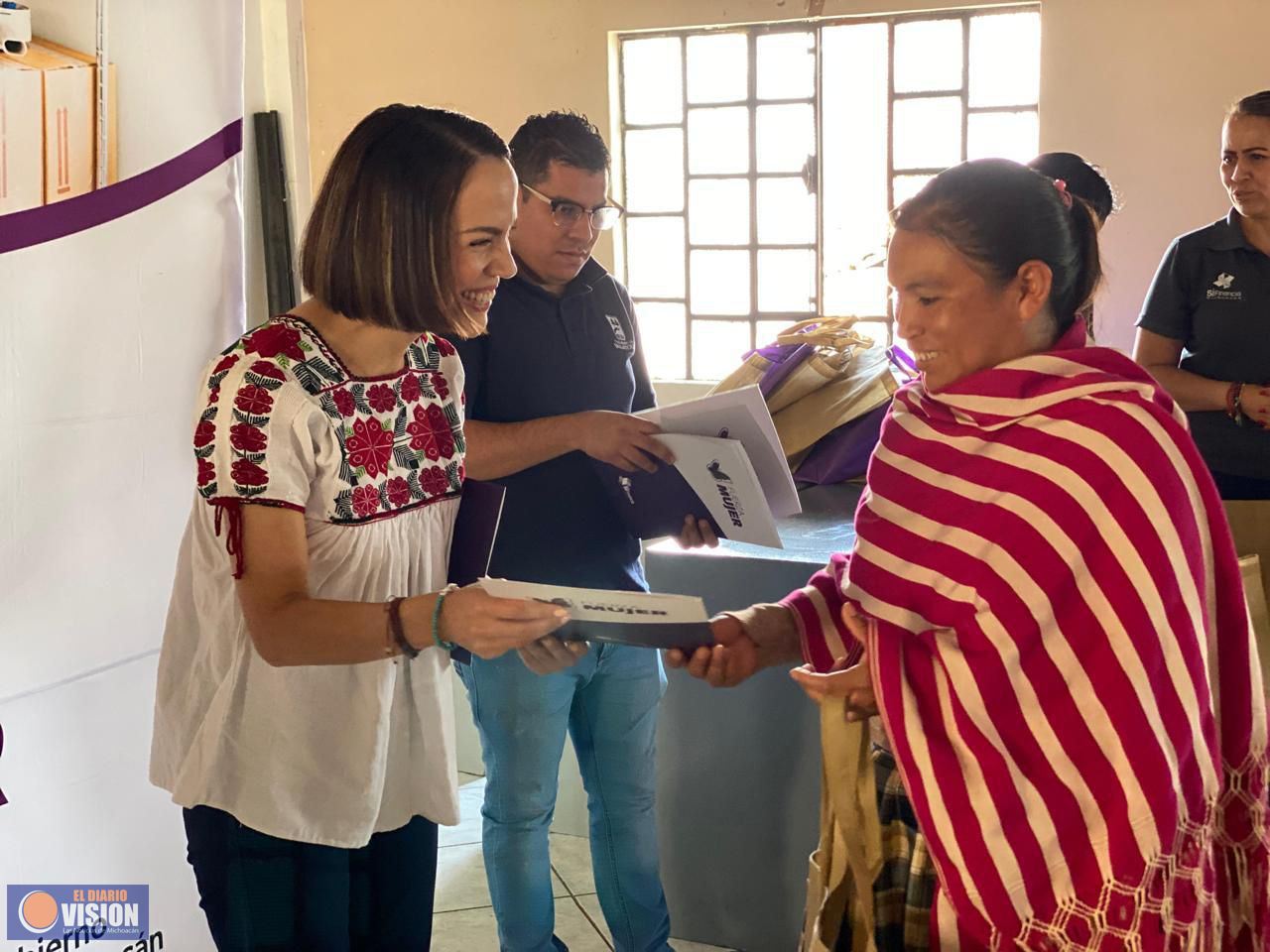 Entregados más de 647 mdp en créditos para empoderar a mujeres: Sí Financia