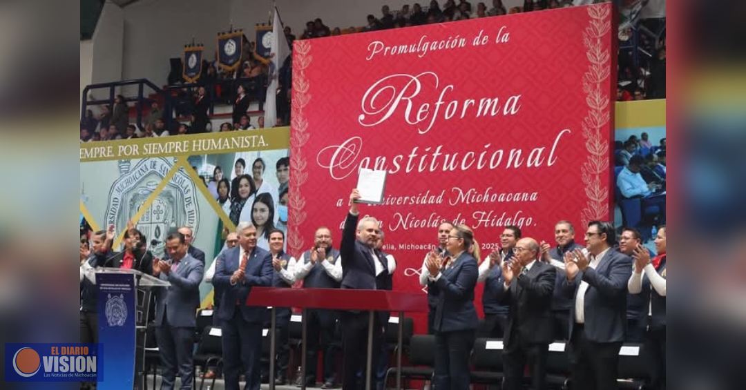 Con reforma a la UMSNH triunfa la libertad y democracia; firma Bedolla decreto de promulgación