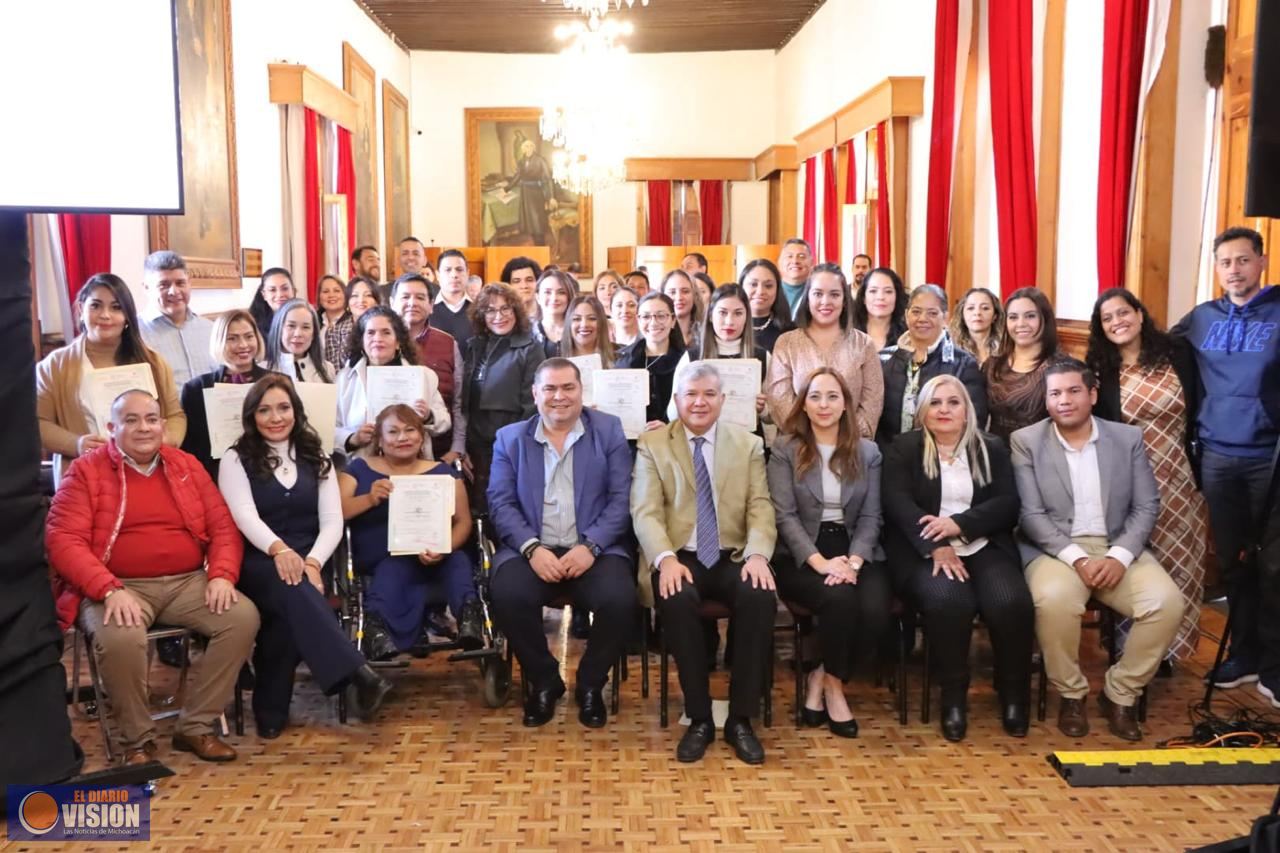 Congreso del Estado reafirma compromiso con las y los trabajadores del Poder Legislativo.