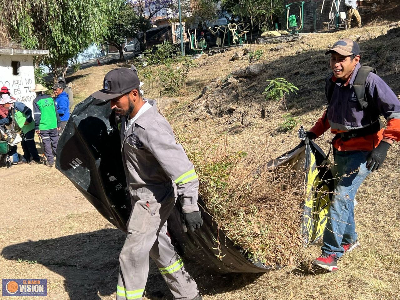 Gobierno de Morelia realiza jornada de limpieza en Las Torrecillas