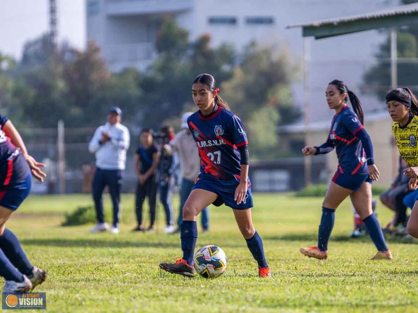 UMSNH lidera el Torneo de Verano de la Liga Municipal 