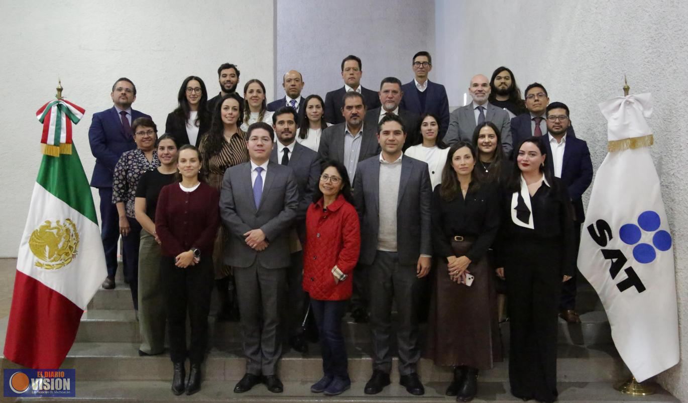 Recibe SAT a representantes de plataformas digitales