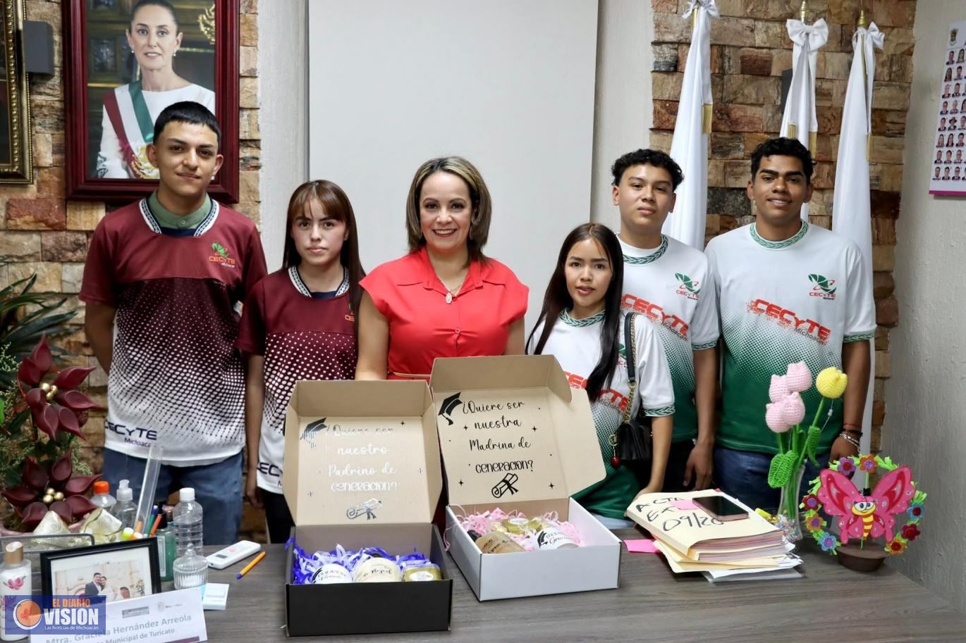 Atiende Graciela Hernández Arreola a estudiantes del CECyTEM 29 Cahulote de Santa Ana 