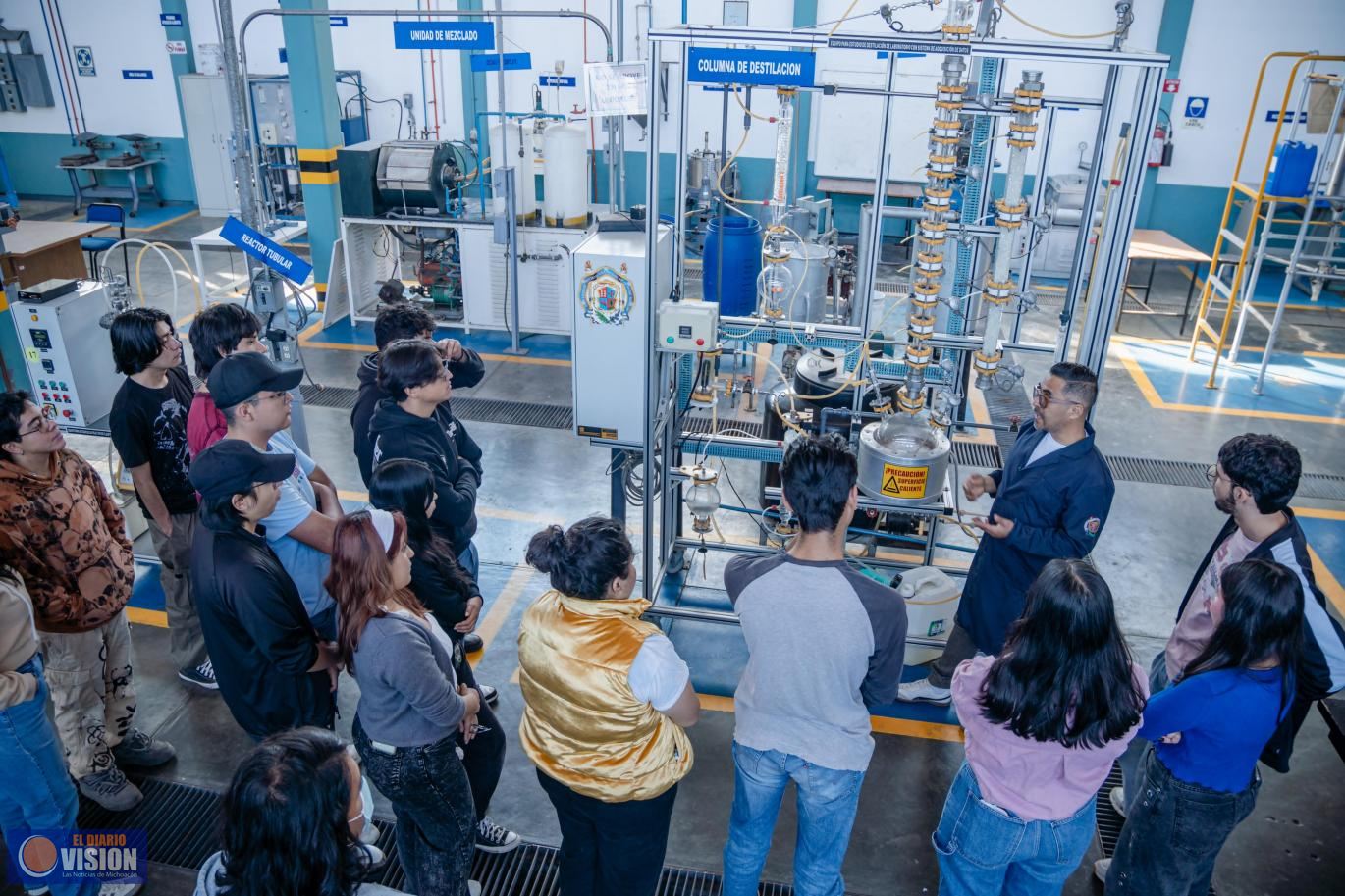 Licenciatura en Ingeniería Química, es el puente perfecto entre la ciencia y la industria 