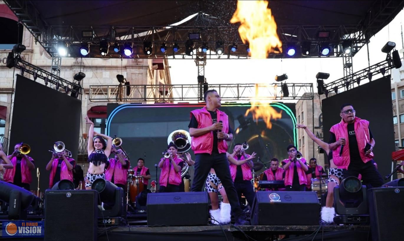 Banda La Más Fresona prende festejos del 485 Aniversario de Morelia
