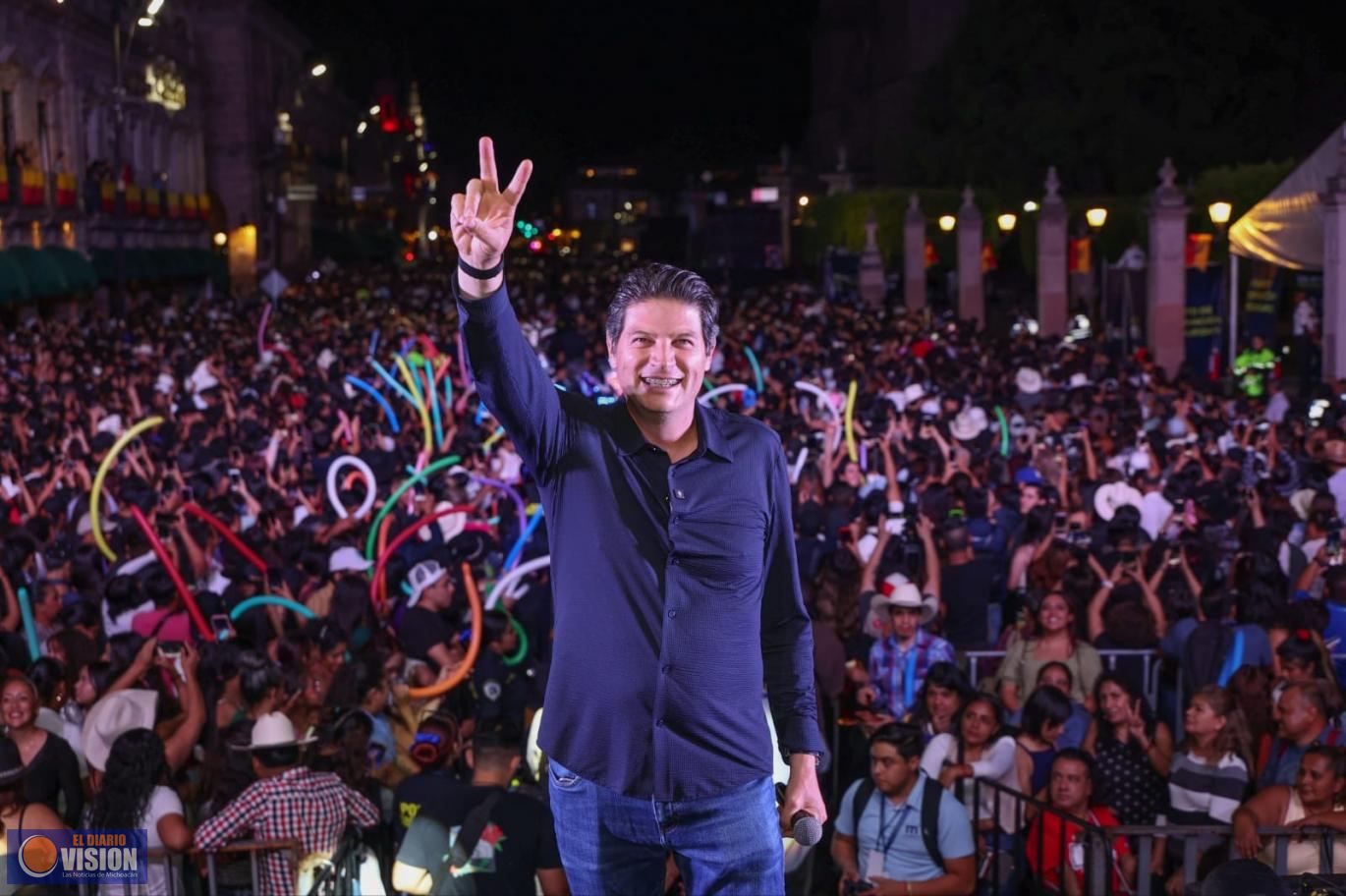 Disfruten de Morelia: Alfonso Martínez ante miles de personas en concierto de aniversario 