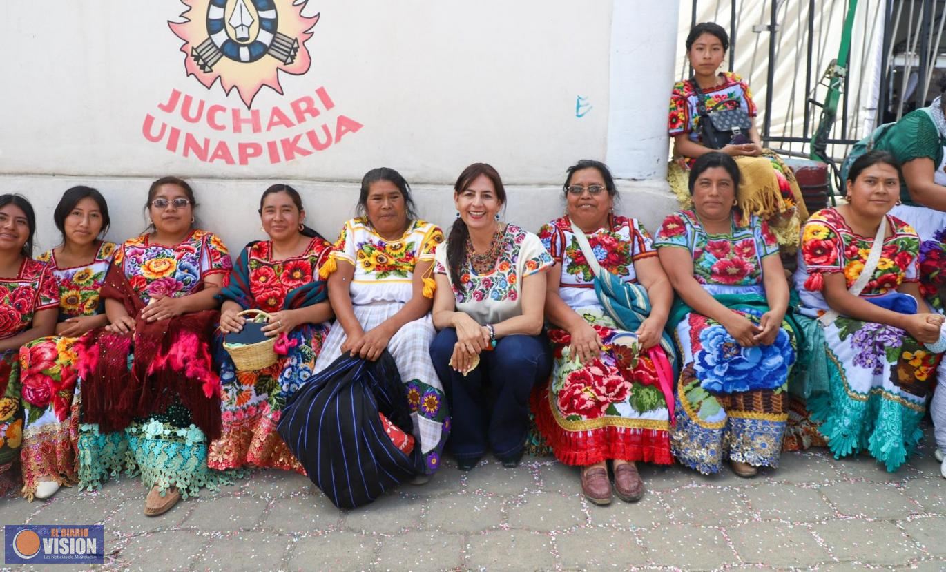 La transformación se construye con los pueblos indígenas: Gaby Molina