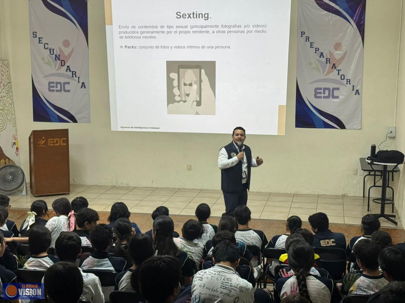 Fortalece Fiscalía General la prevención de delitos cibernéticos entre estudiantes de Morelia