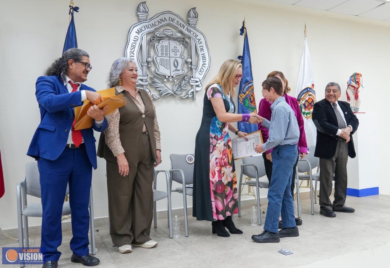 Celebrar 50 años de Radio y TV Nicolaita, nos invita a mirar al futuro: Yarabí Ávila 