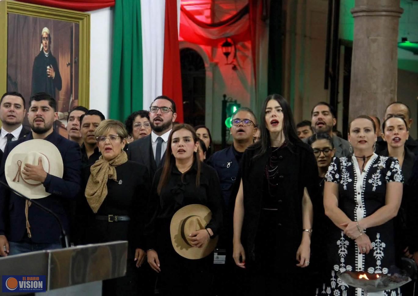 Runden homenaje en  Uruapan a los Niños Héroes 