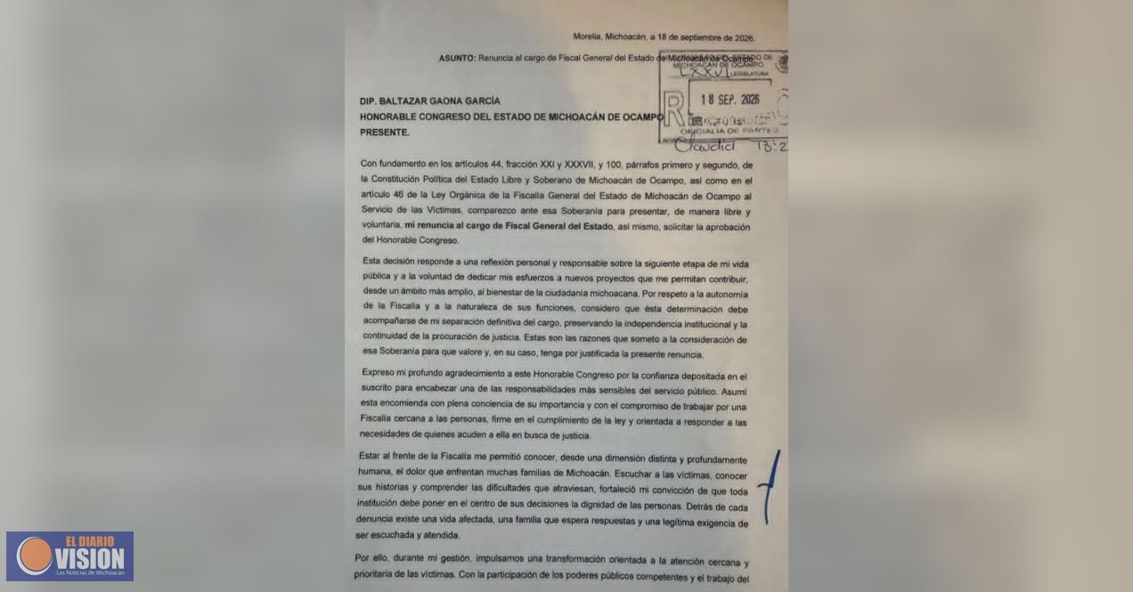 Carlos Torres Piña, presenta renuncia a la FGE