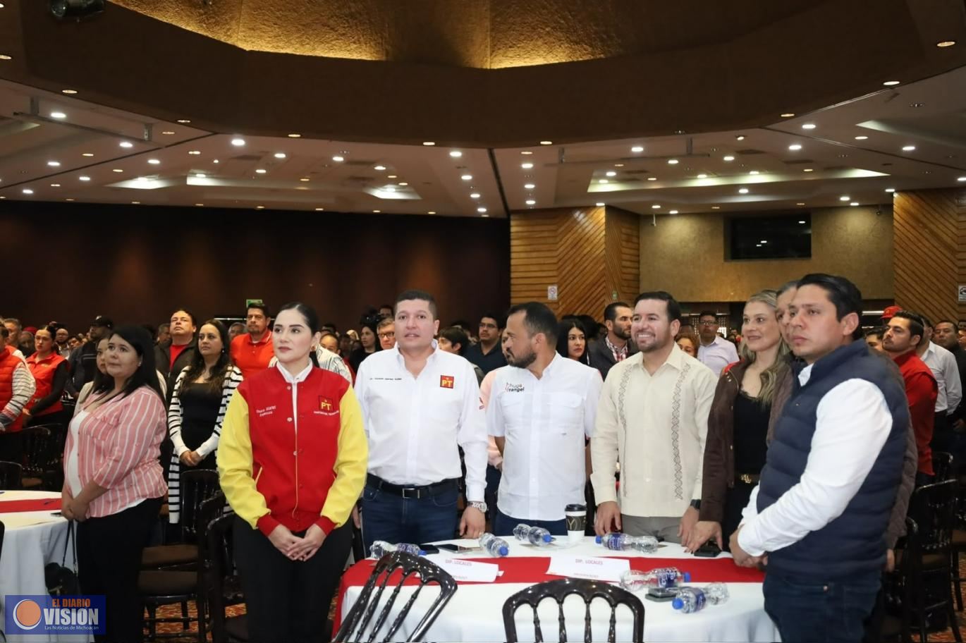 La capacitación de cuadros fortalece trabajo a ras de tierra con el pueblo: Vicente Gómez Núñez 