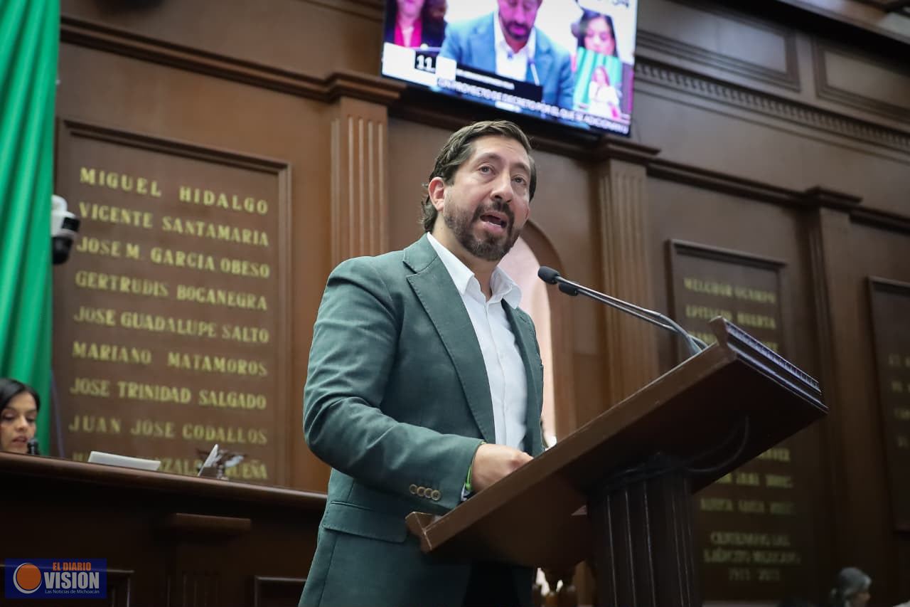 Abraham Espinoza propone llevar el Registro Civil a las comunidades más alejadas de Michoacán
