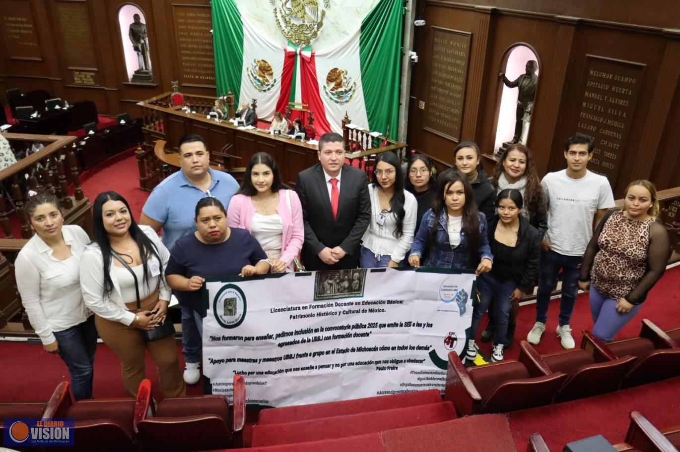 Vicente Gómez le cumple al sector magisterial del distrito XIX