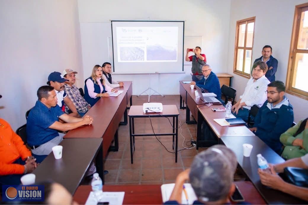 Dayana Pérez Mendoza, fortalece la coordinación comunitaria