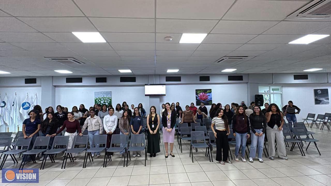 Imparte CEDH Michoacán capacitación a alumnas de la UCES 