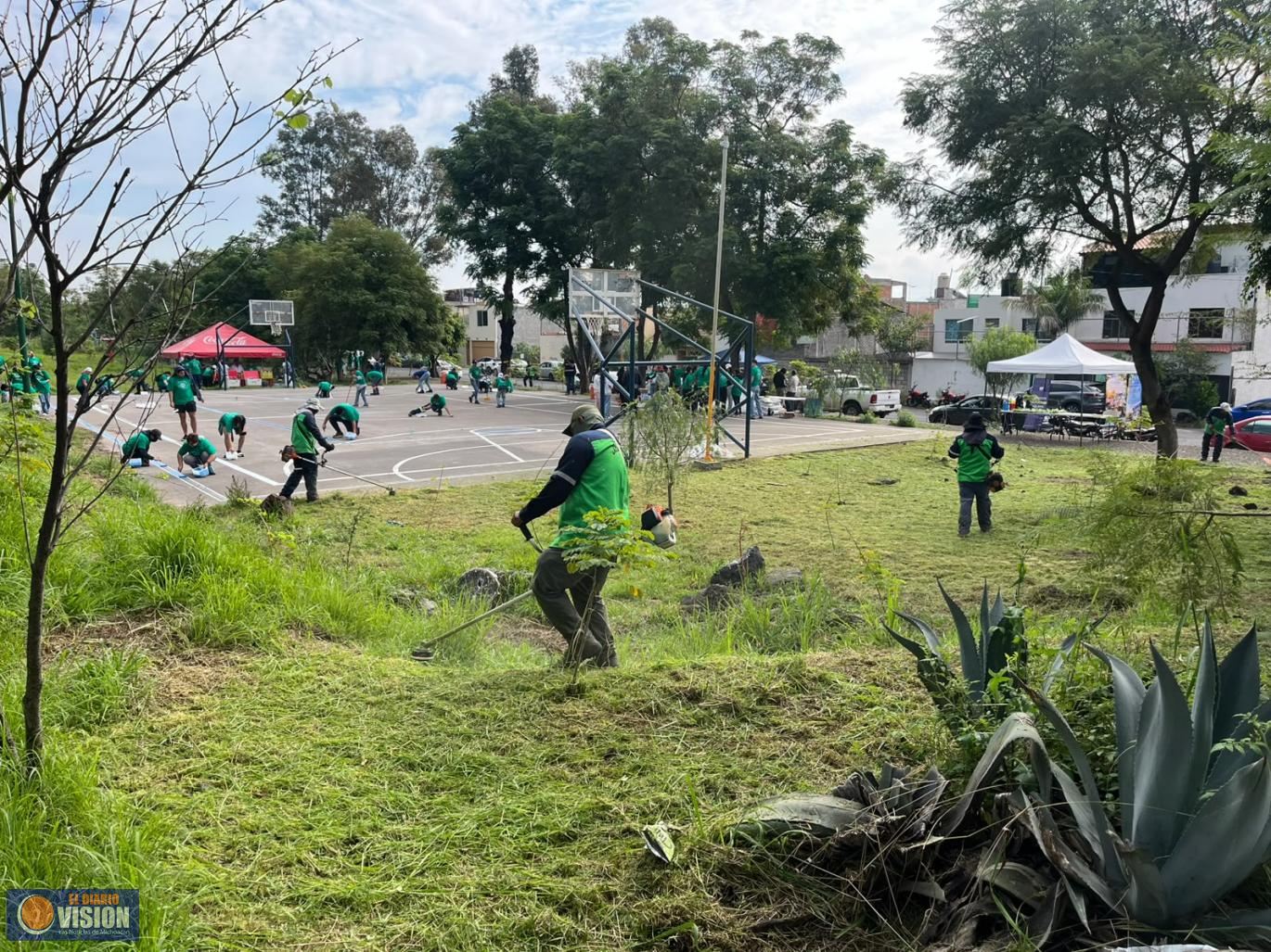 Gobierno de Morelia y ciudadanía realizan jornada de limpieza en Parque Lineal Bicentenario