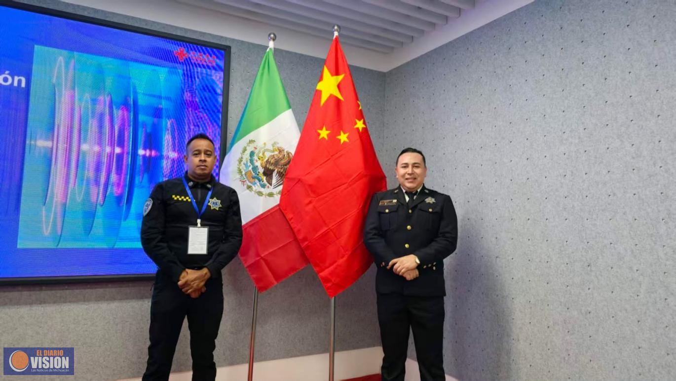 Capacita gobierno de Alfonso Martínez Alcázar a policías en Shangai China