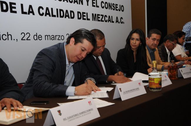 Buscan certificar el mezcal para detonar economía en municipios de alta y muy alta marginación