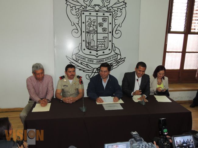 El Gobierno del Estado y la XXI Zona Militar anuncian campaña de canje de armas en Michoacán.