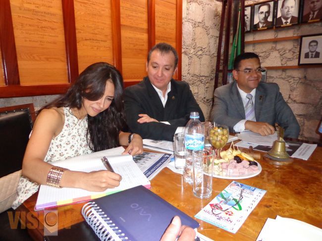 Delegada Federal de Economía en Michoacán visita instalaciones de la Canaco