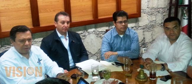 Canaco recibe iniciativa para el desarrollo y competitividad de pequeñas y medianas empresas 