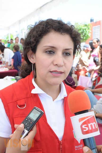 SEDESO entrega apoyo de vivienda