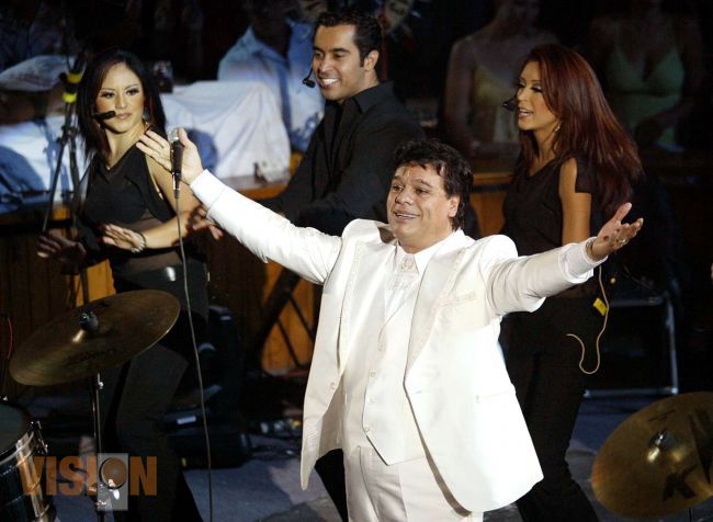 Hoy en Bellas Artes rendirán homenaje a Juan Gabriel