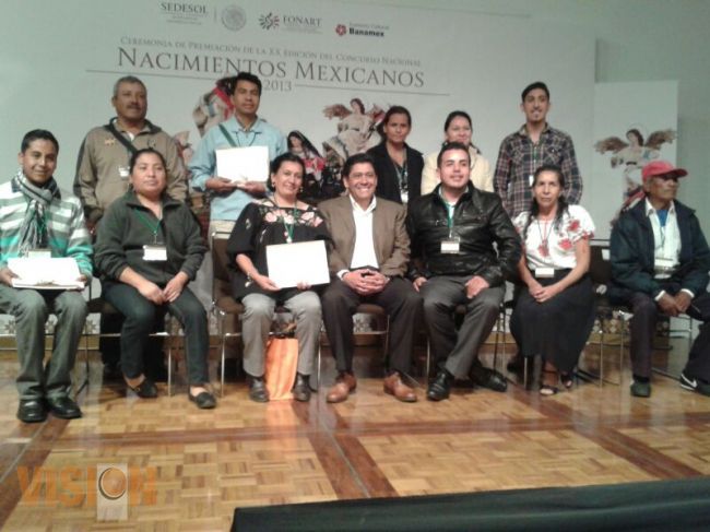 Destacan 11 artesanos michoacanos a nivel nacional en concurso de nacimiento