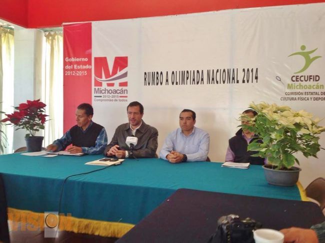 Homenaje a Carlos Magaña, pionero del judo en Michoacán.