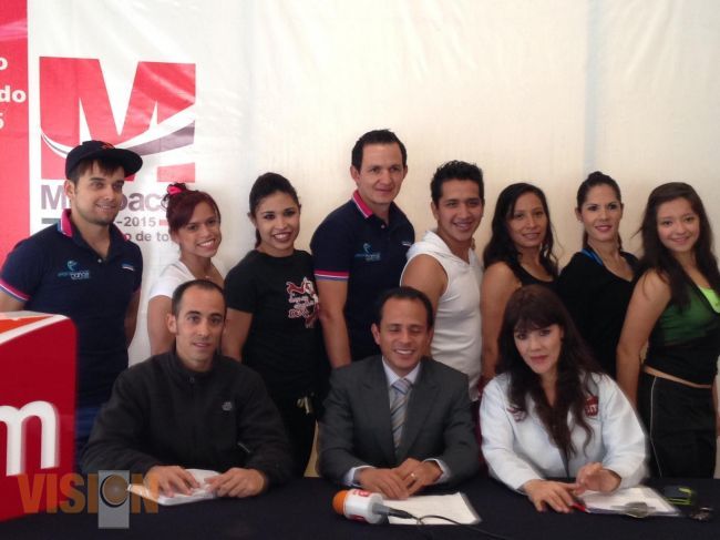 SMRYTV invita a clase masiva de fitness.