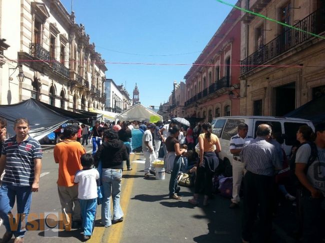 Se reúnen Fausto Vallejo y líderes de la CNTE 