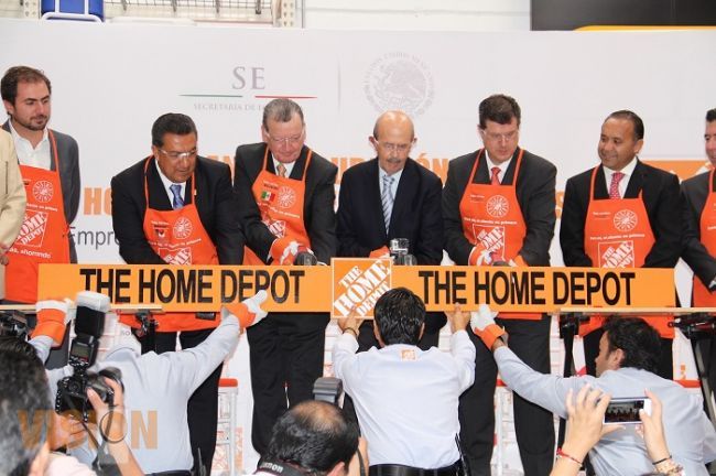 Inaugura Gobernador tienda The Home Depot