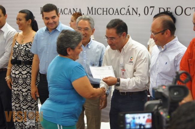 Más de un millón entregó Gobierno a través de Sí Financia en La Huacana 