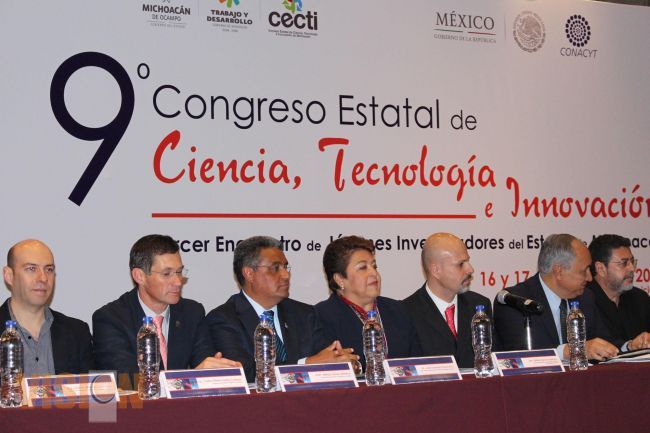 Entrega Gobierno del Estado premios de ciencia, divulgación, vinculación y el reconocimiento 2014.