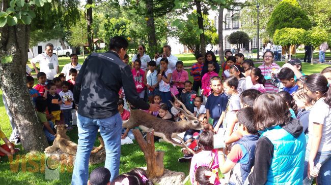 La CONAFOR realiza el primer curso “Ambiéntate 2015 en Morelia”