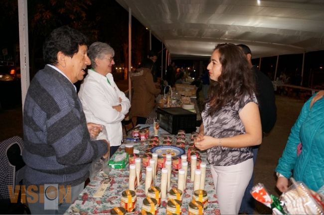 Comerciantes incrementan sus ventas con Bazar Navideño “Haz Barrio”