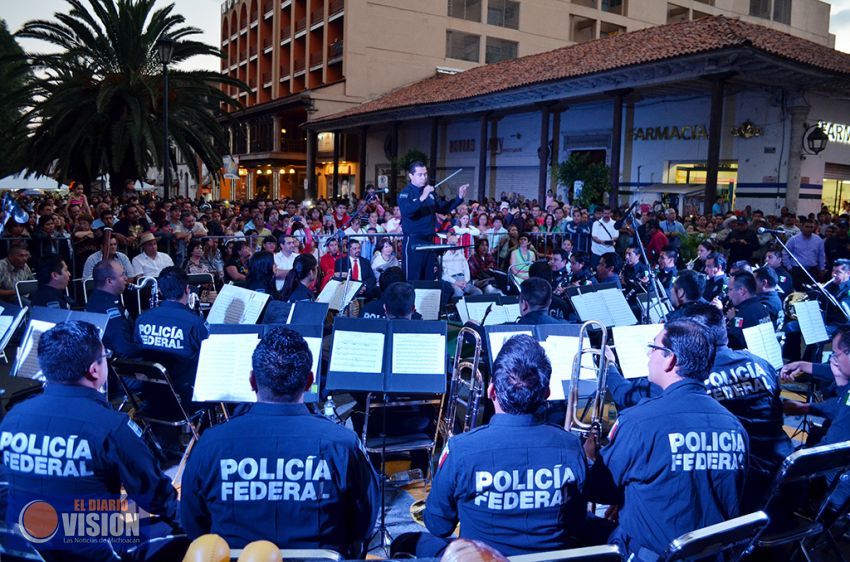 Mariachi, clave para pacificar Michoacán : Enrique Galindo 