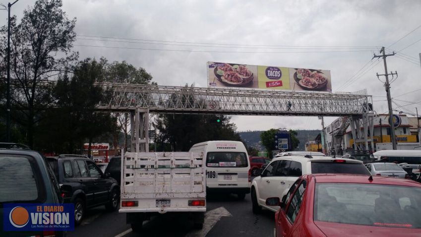 Avanza marcha de la Cnte, comienzan los colapsos viales en Morelia 