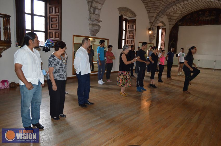 Profesores y directores de Danza Folklórica participan en el taller “Del Fandango Veracruzano