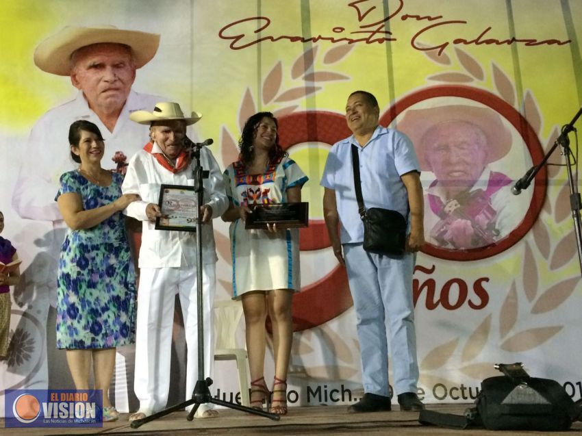 SECUM rinde homenaje a Don Evaristo Galarza