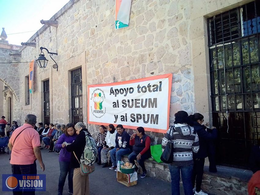 SUEUM Trata de Impedir Examen Ceneval en Ciudad Universitaria.